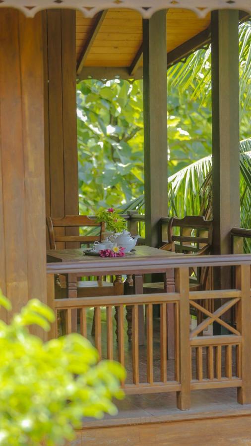 Silver Crown Nature Resort Kombichankulama 外观 照片