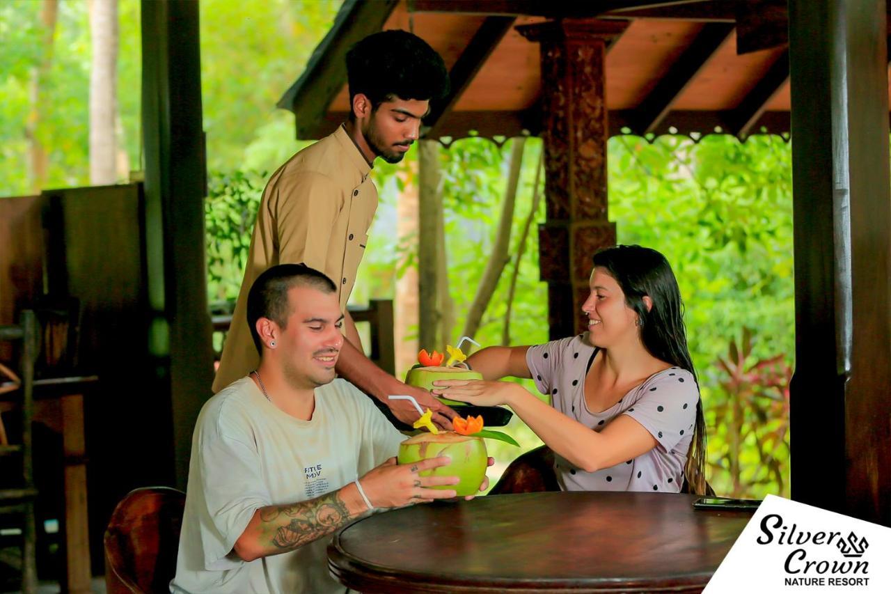 Silver Crown Nature Resort Kombichankulama 外观 照片